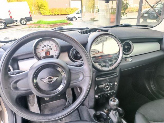 MINI One 1.6 16V One (55kW)