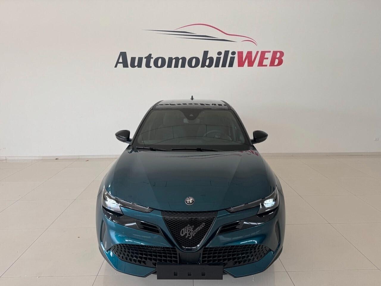 Alfa Romeo Junior HYBRID 145 CV. KM.0