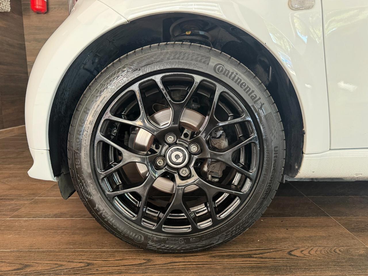 Smart ForTwo SUPERPASSSION 90 CV 0.9 t Superpassion 90cv twinamic-INTERNI PELLE COCOA-FULL OPTIONAL-