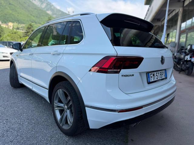 VOLKSWAGEN Tiguan 2.0 TDI 4MOTION R-LINE