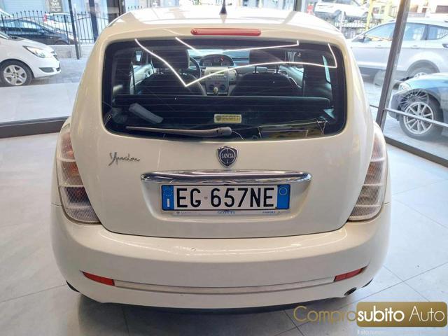 LANCIA Ypsilon 1.2 69 CV Unyca