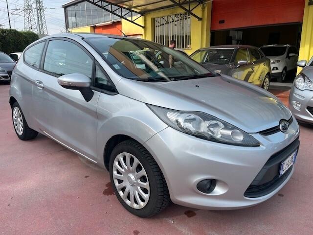 Ford Fiesta 1.4 TDCi 70CV 3 porte Titanium, OK NEOPATENTATI!!