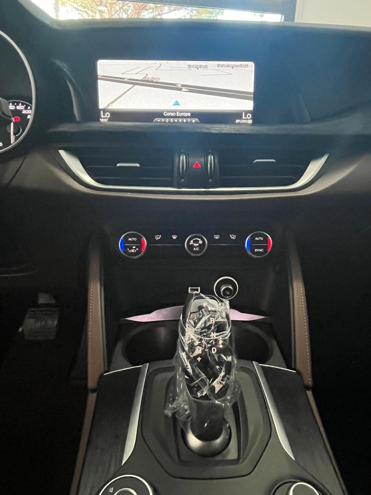 Alfa Romeo Stelvio 2.2 Turbodiesel 210 CV AT8 Q4 Super