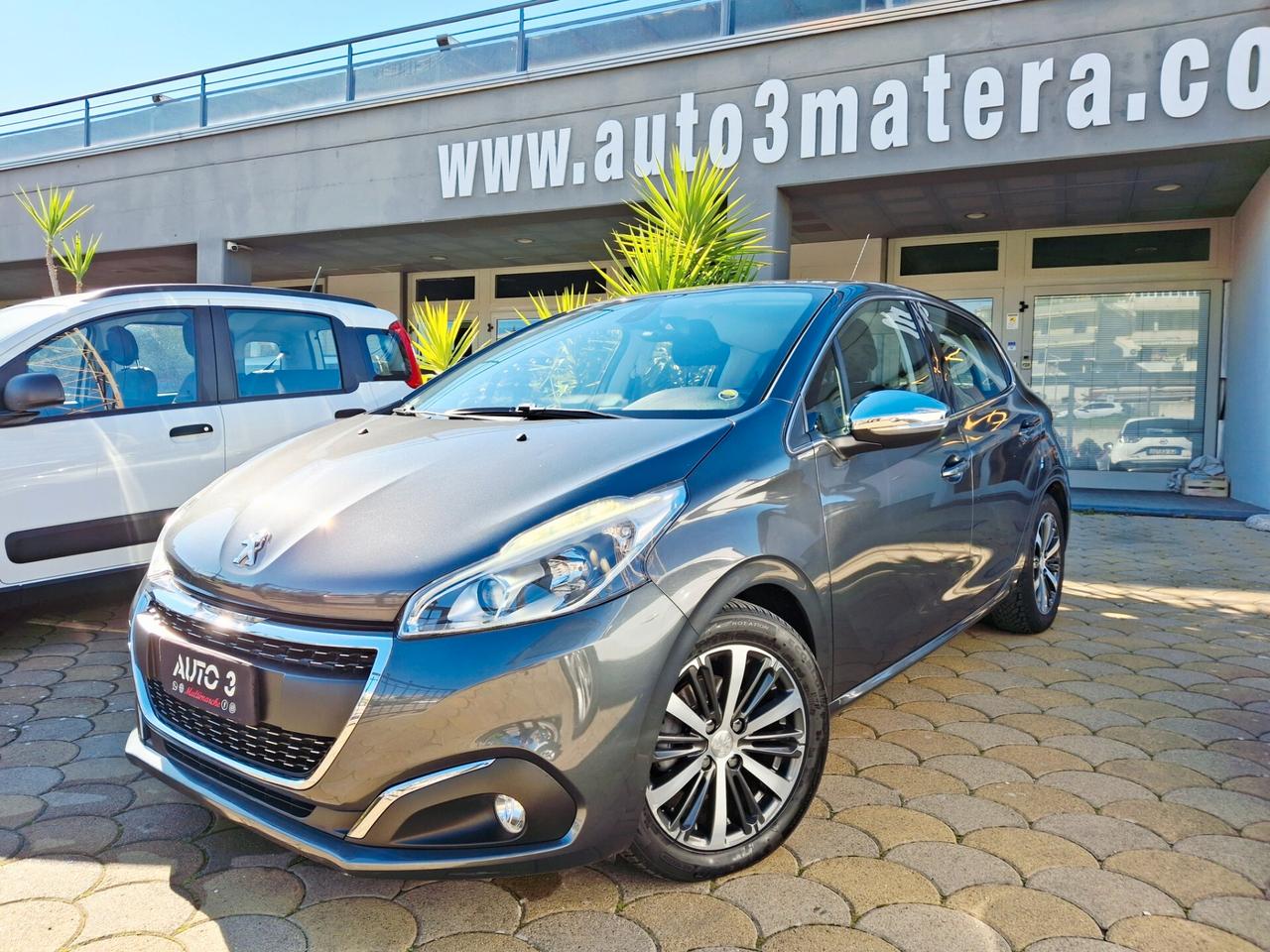 Peugeot 208 BlueHDi 75 5 porte Allure KM 68.000
