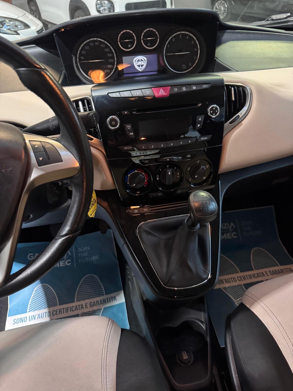 Lancia Ypsilon Benzina Cambio Automatico
