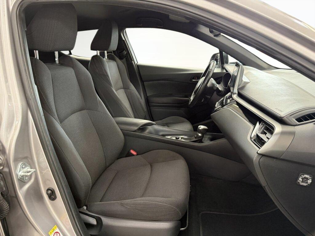 Toyota C-HR 5 Porte 1.8 Hybrid Active 2WD E-CVT