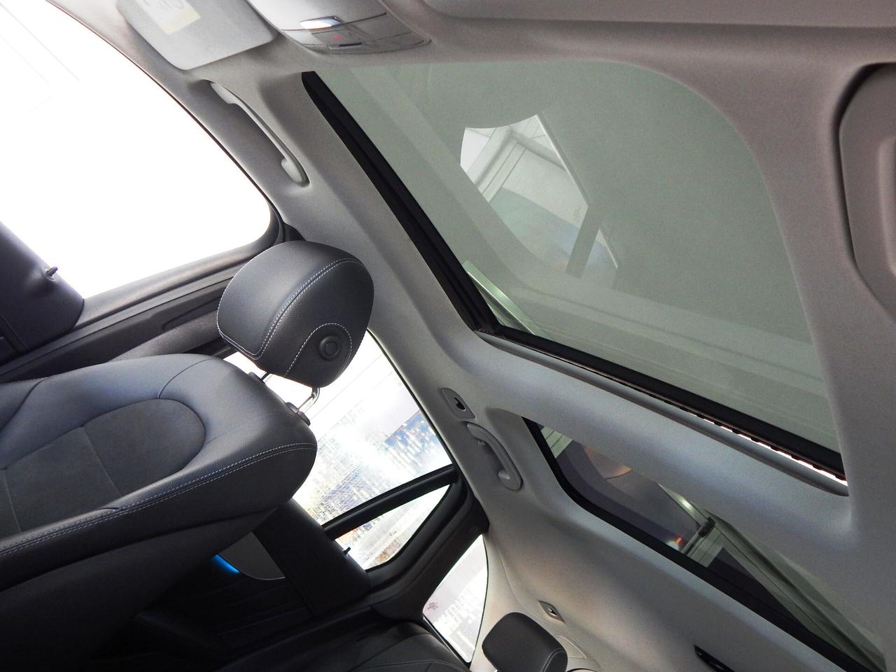 Mercedes-Benz GLC 220 d Premium AMG 4matic Aut. TETTO-NAVI-PELLE-PARK-LED