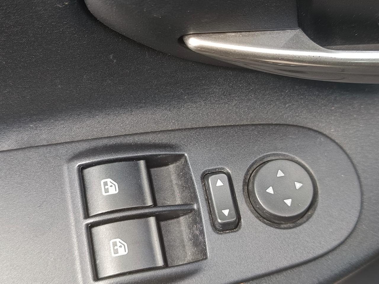 Lancia Ypsilon 2016 - 1.2 BENZINA LB AUTOMOBILI