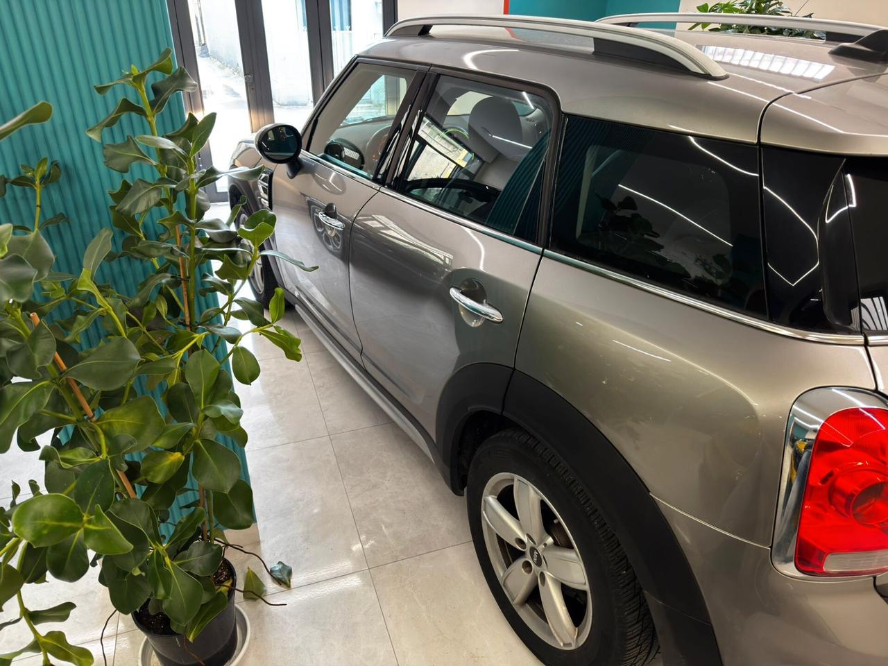 Mini One D Countryman 1.5 Hype