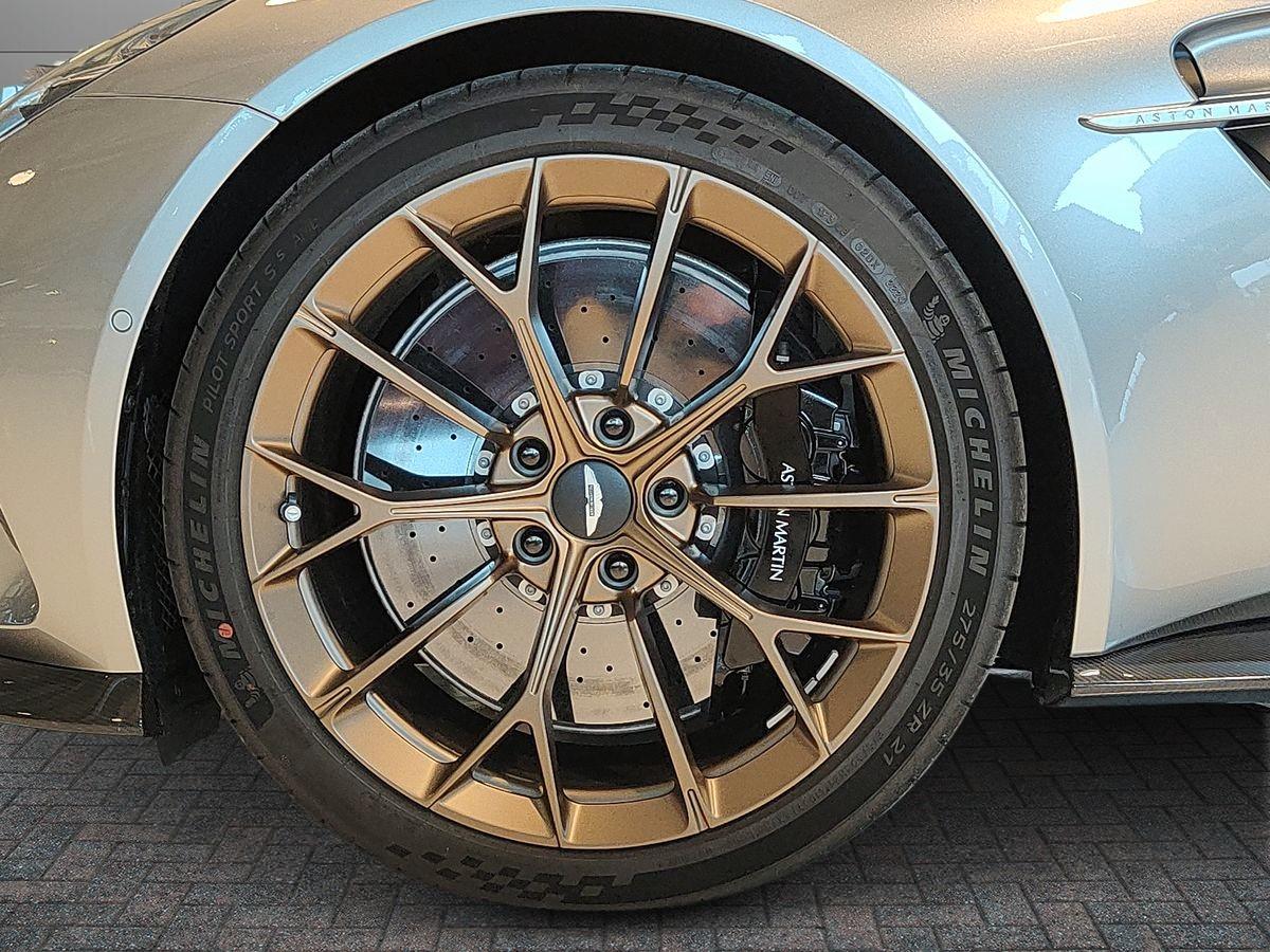 ASTON MARTIN VANTAGE MY26.5