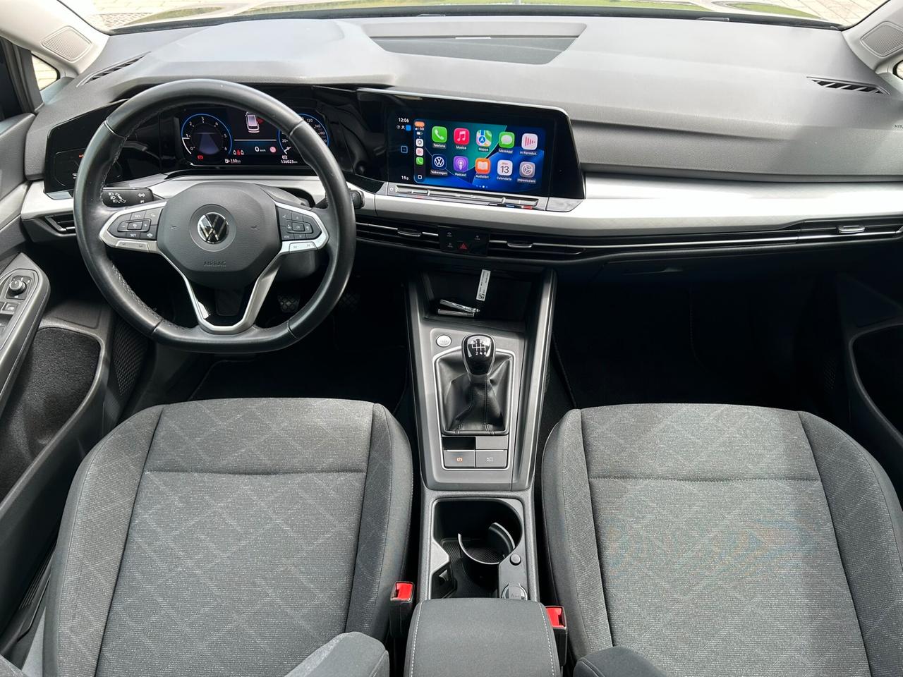 VW GOLF VARIANT 2.0 TDI 116CV Life - GANCIO TRAINO