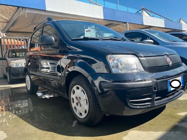 FIAT PANDA 1,2 CON SOLI 135 MILA KM!