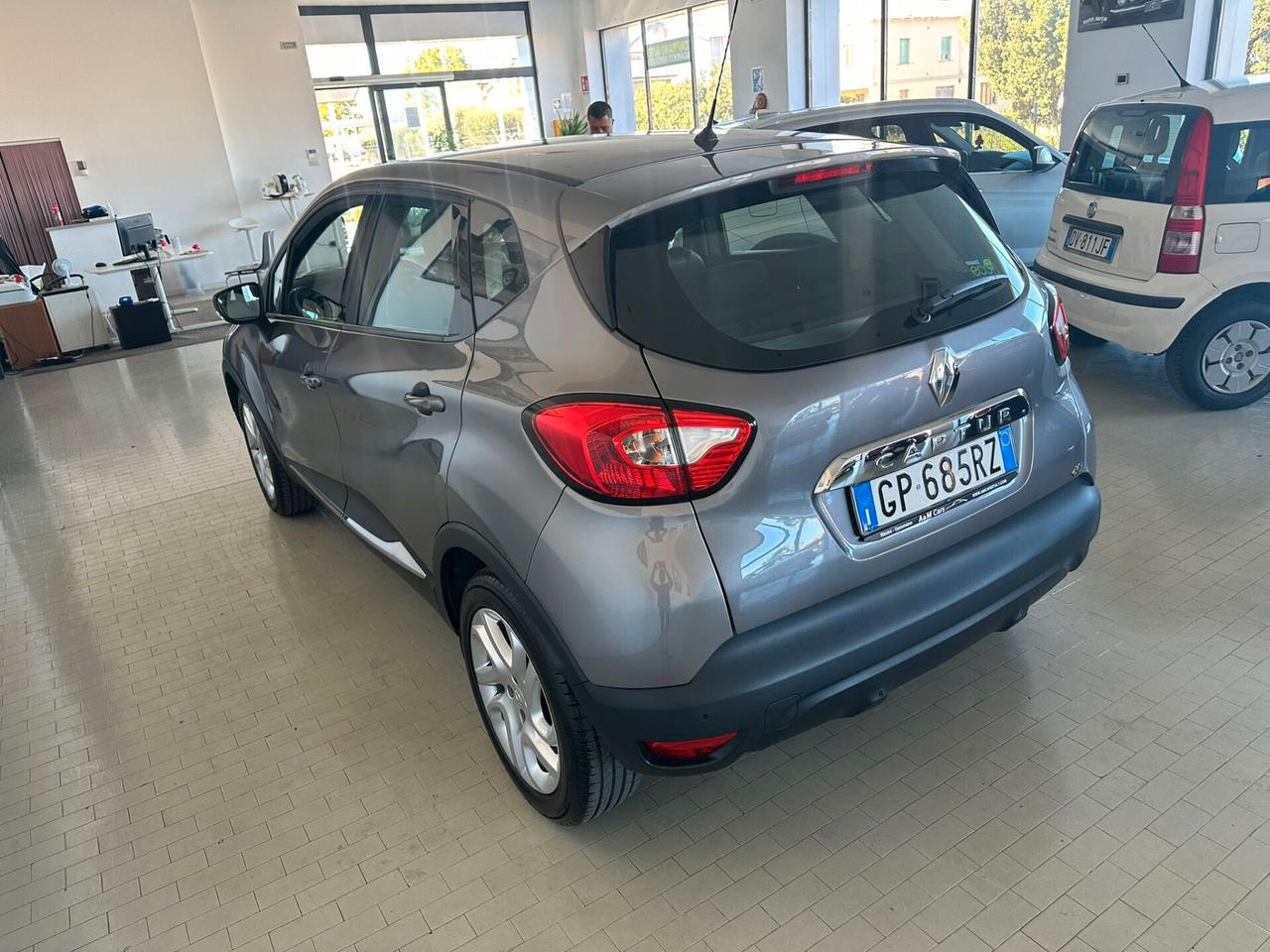 Renault Captur 1.5 dCi 8V 90 CV CAMBIO AUTOMATICO