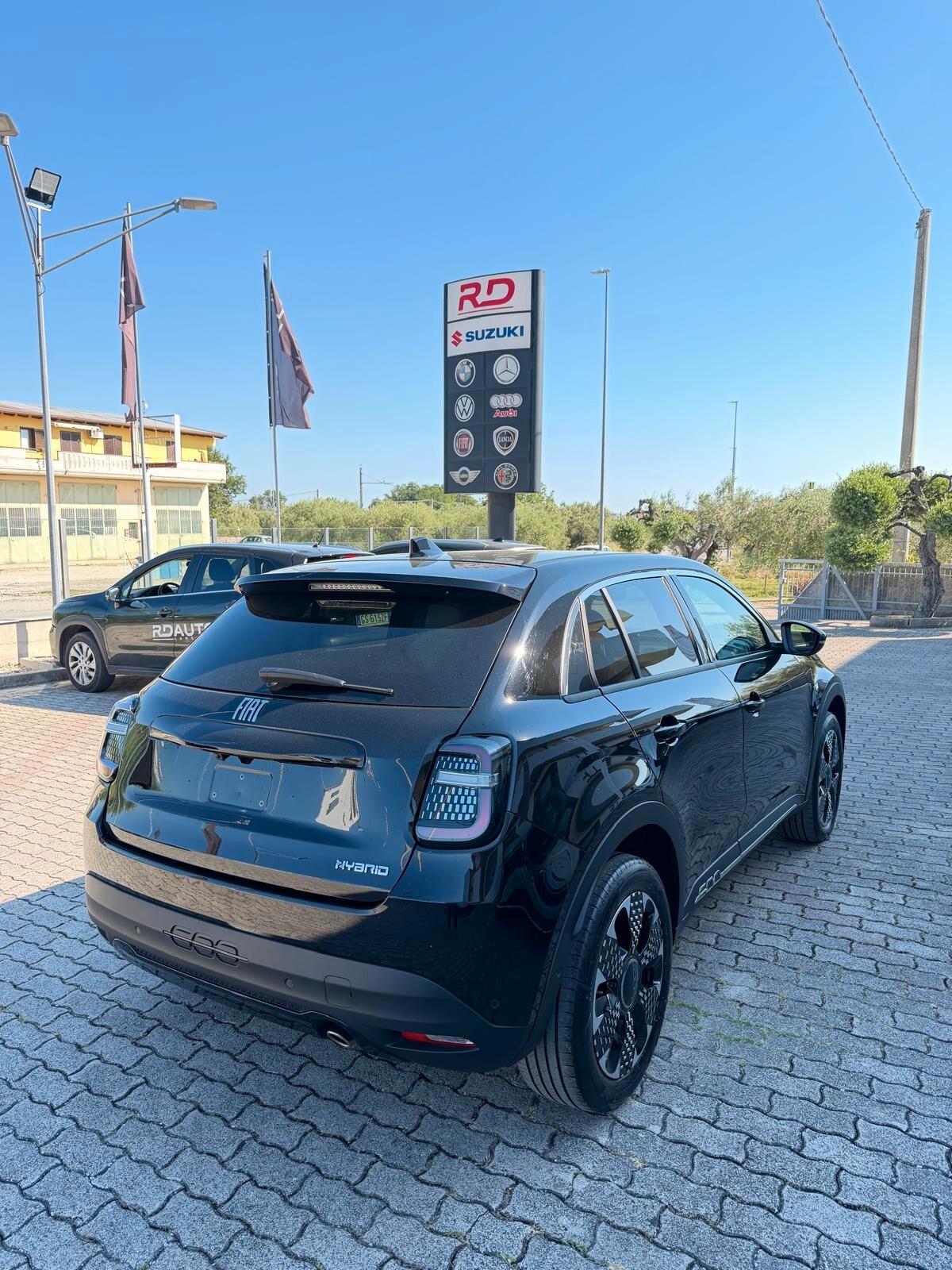 Fiat 600 Hybrid 110 CV DCT MHEV La Prima