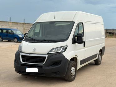 Peugeot Boxer 2.2 Blue-HDi 333 L2H2 Pro