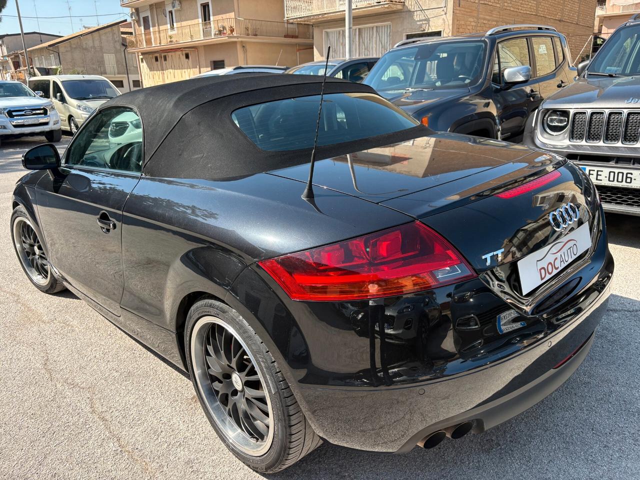 Audi TT Roadster 2.0 TFSI 200 CV S-LINE
