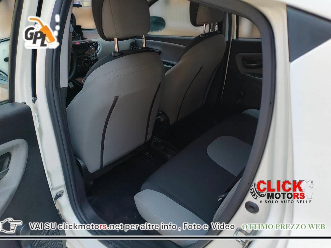 Lancia Ypsilon Ypsilon III 2013 1.2 8v Gold ecochic Gpl 69cv