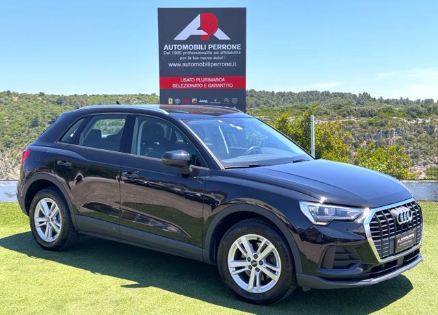 AUDI Q3 35 TDI S-Tronic Business Advanced