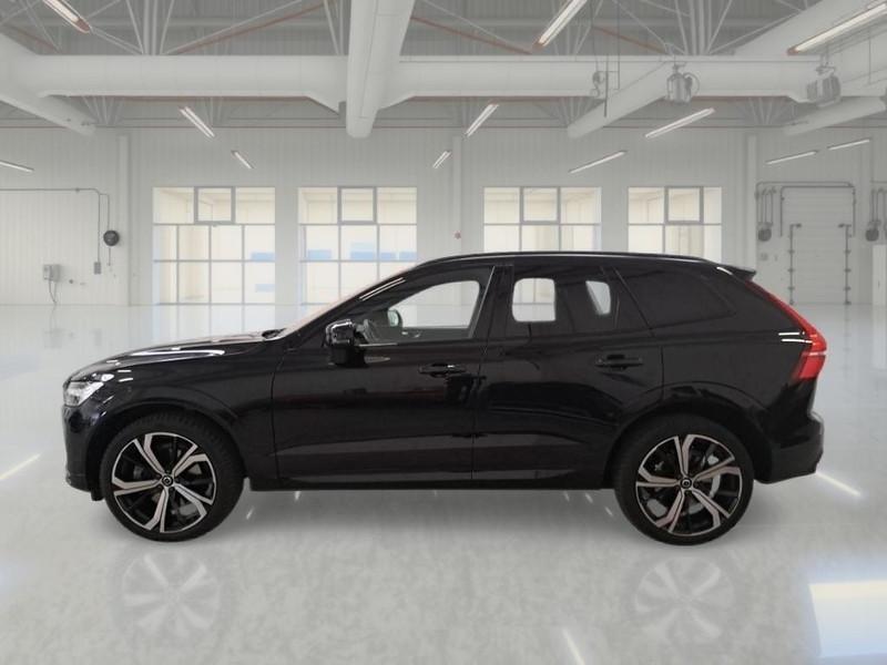 VOLVO XC60 B4 D AWD AUTOMATICO PLUS DARK SUV
