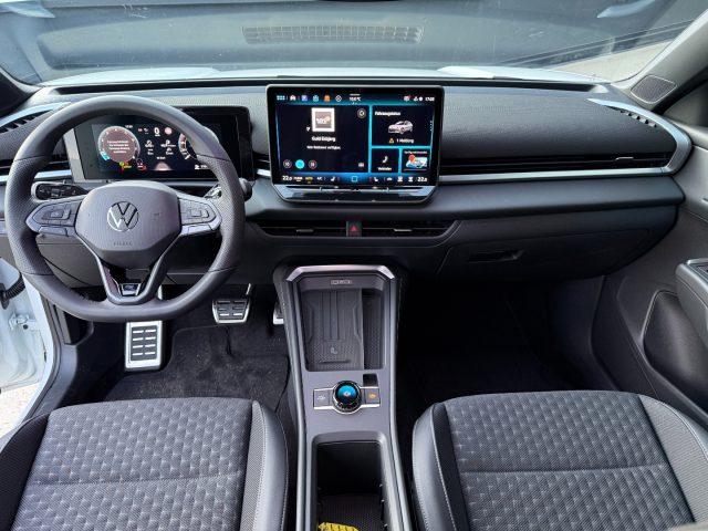 VOLKSWAGEN T-Roc Nuova 1.5 eTSI DSG R-Line GANCIO Black Style LED