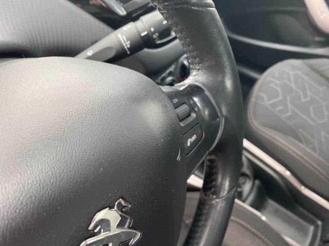 PEUGEOT 2008 BlueHDi 100 Allure