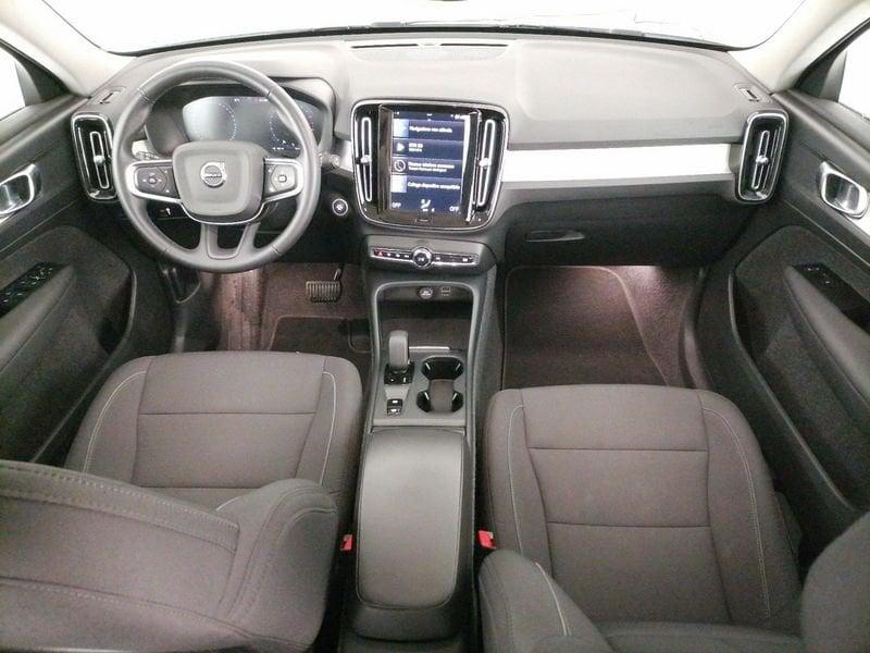 Volvo XC40 1.5 t2 Momentum auto my21