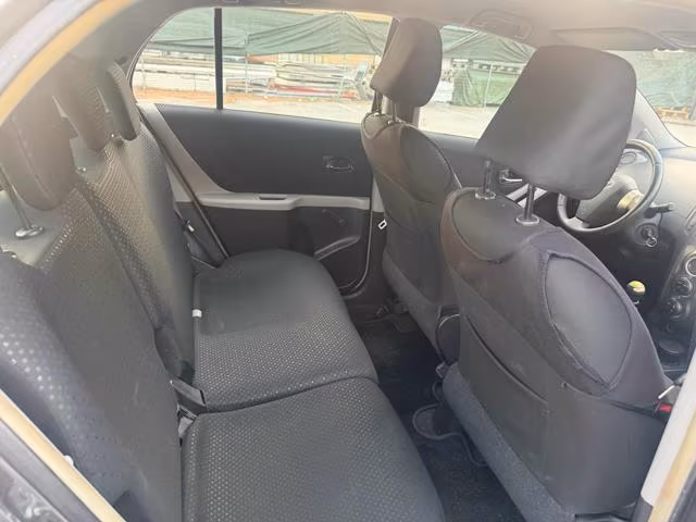 TOYOTA Yaris 1.4 D-4D DPF 5p Sol senza nessun lavoro da fare