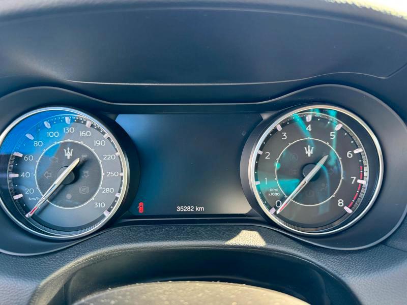 Maserati Ghibli 330 CV MHEV Maserati Ghibli 330 CV MHEV