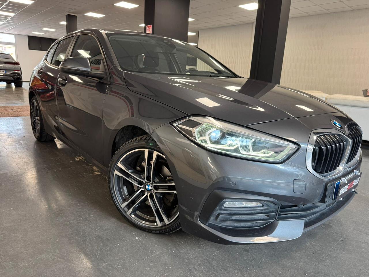 Bmw 118 118d 5p. Msport