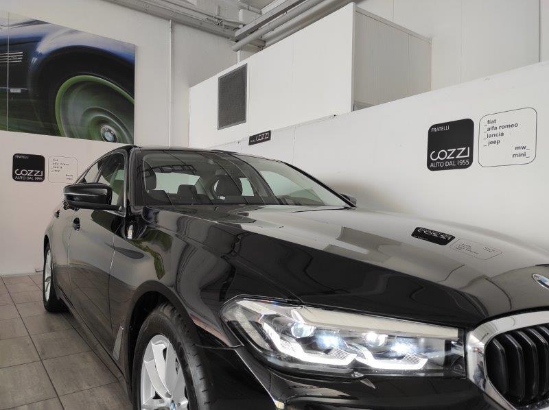 BMW Serie 5(G30/31/F90) - 520d 48V Business