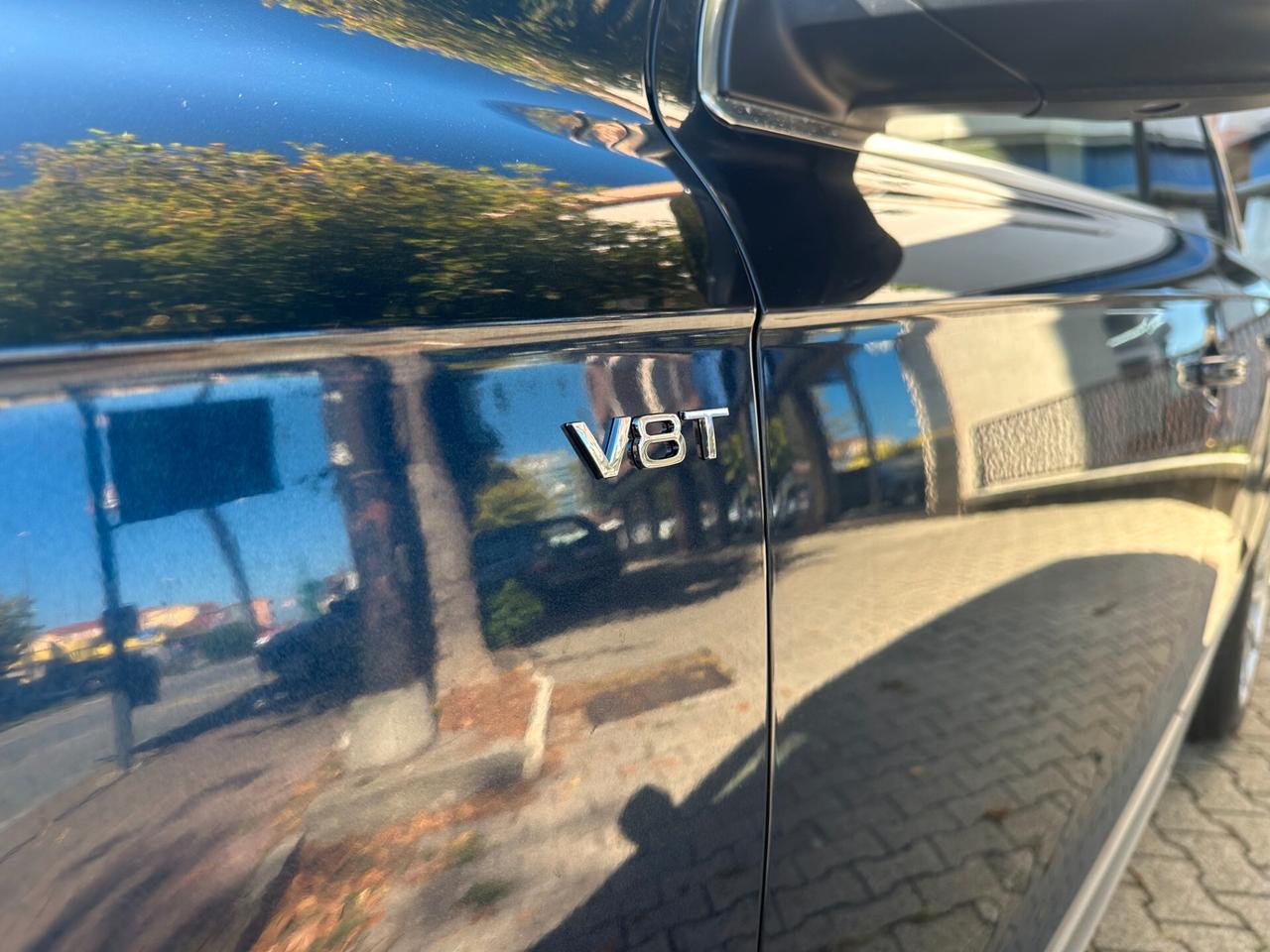 Audi Q7 4.2 V8 TDI quattro