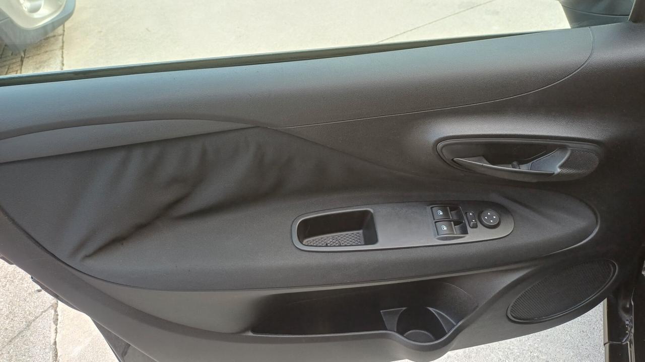 Fiat Grande Punto 1.2 5 porte S&S Actual OK Neopatentati