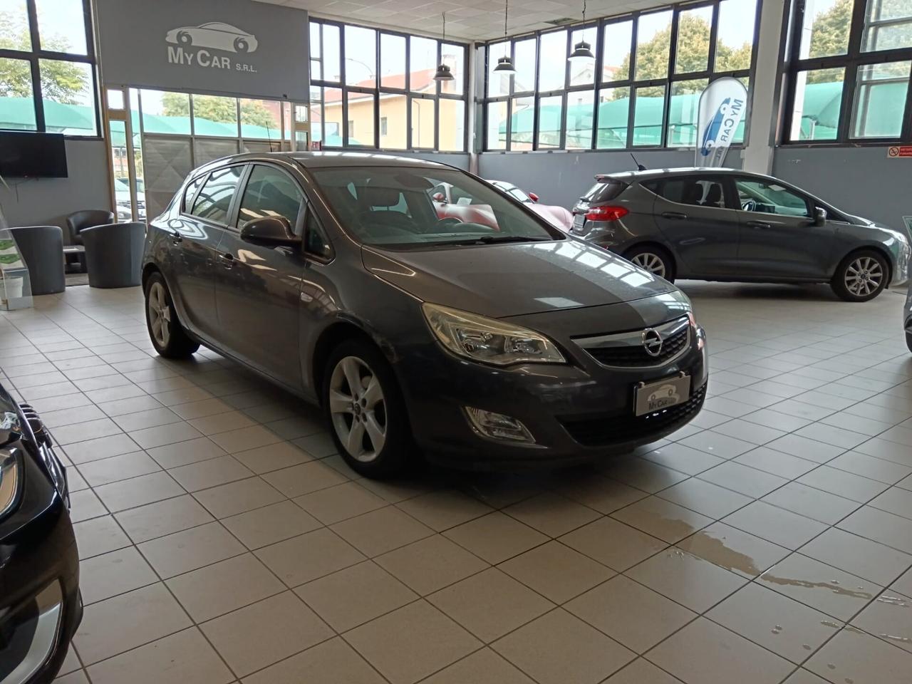 Opel Astra Benzina Manuale