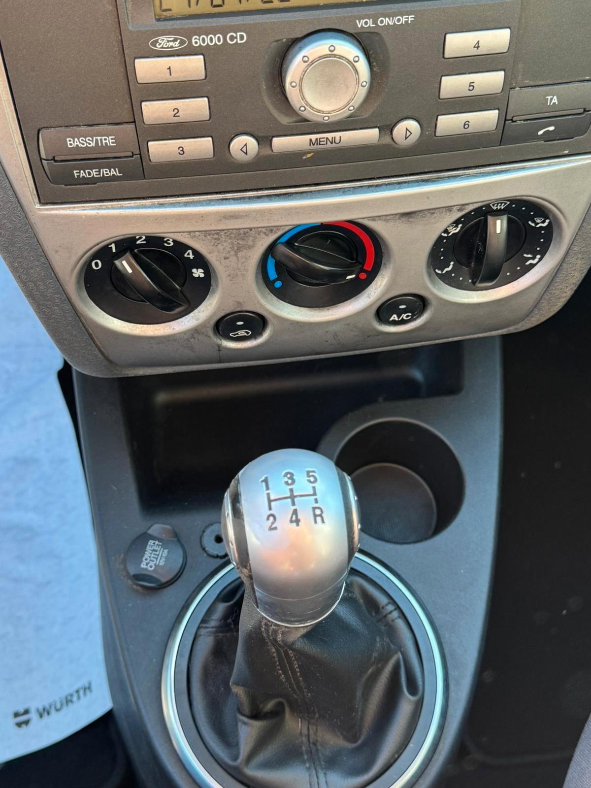 Ford Fusion UAV 1.6 TDCi 5p. UNICO PROPRIETARIO !!