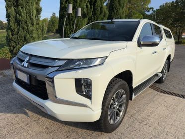 Mitsubishi L200 2.3 D Doub.Cab 4x4 Sup.Select P2.Intouch Diamond aut.
