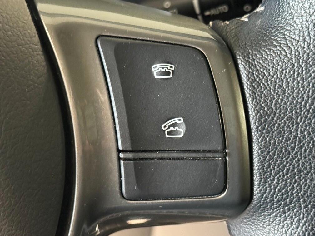 Toyota Yaris 5p 1.5h Style Hybrid aut Pano Navi Cam 16" Neopat