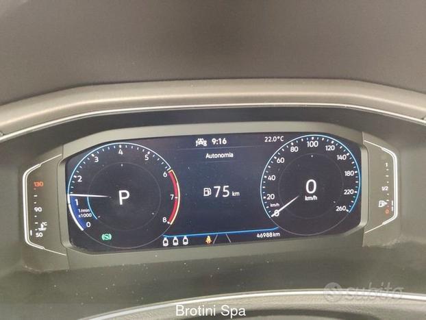 Volkswagen T-Roc 1.5 TSI ACT DSG Style BlueMo...
