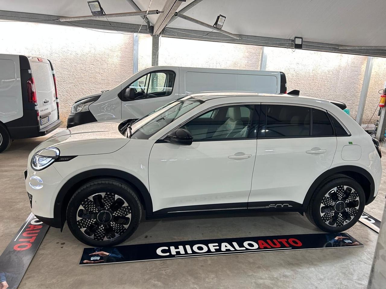 Fiat 600 Hybrid 100 CV DCT MHEV La Prima