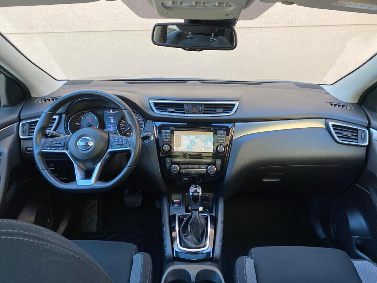 Nissan Qashqai 1.6 Automatica con tetto panoramico