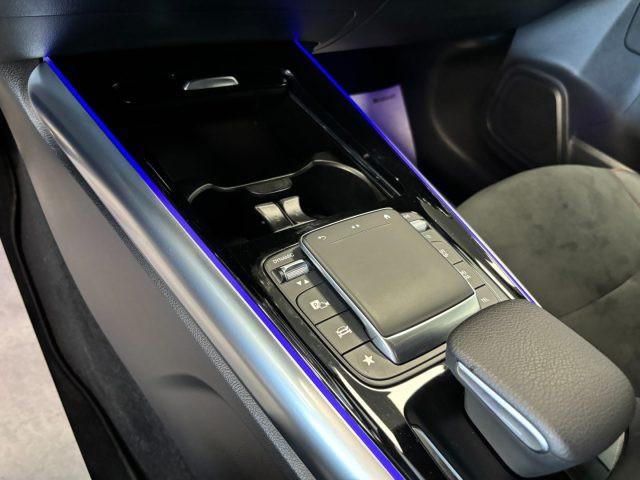 MERCEDES-BENZ GLA 180 d AMG Premium Automatico