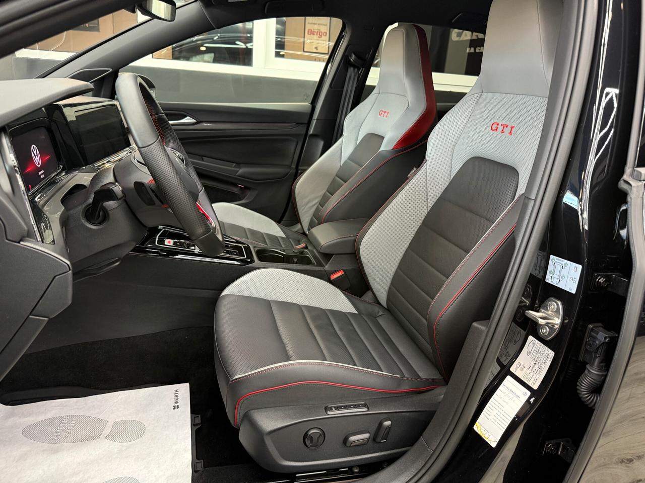 VOLKSWAGEN GOLF 8 GTI 2.0 TSI 245CV SEDILI PELLE