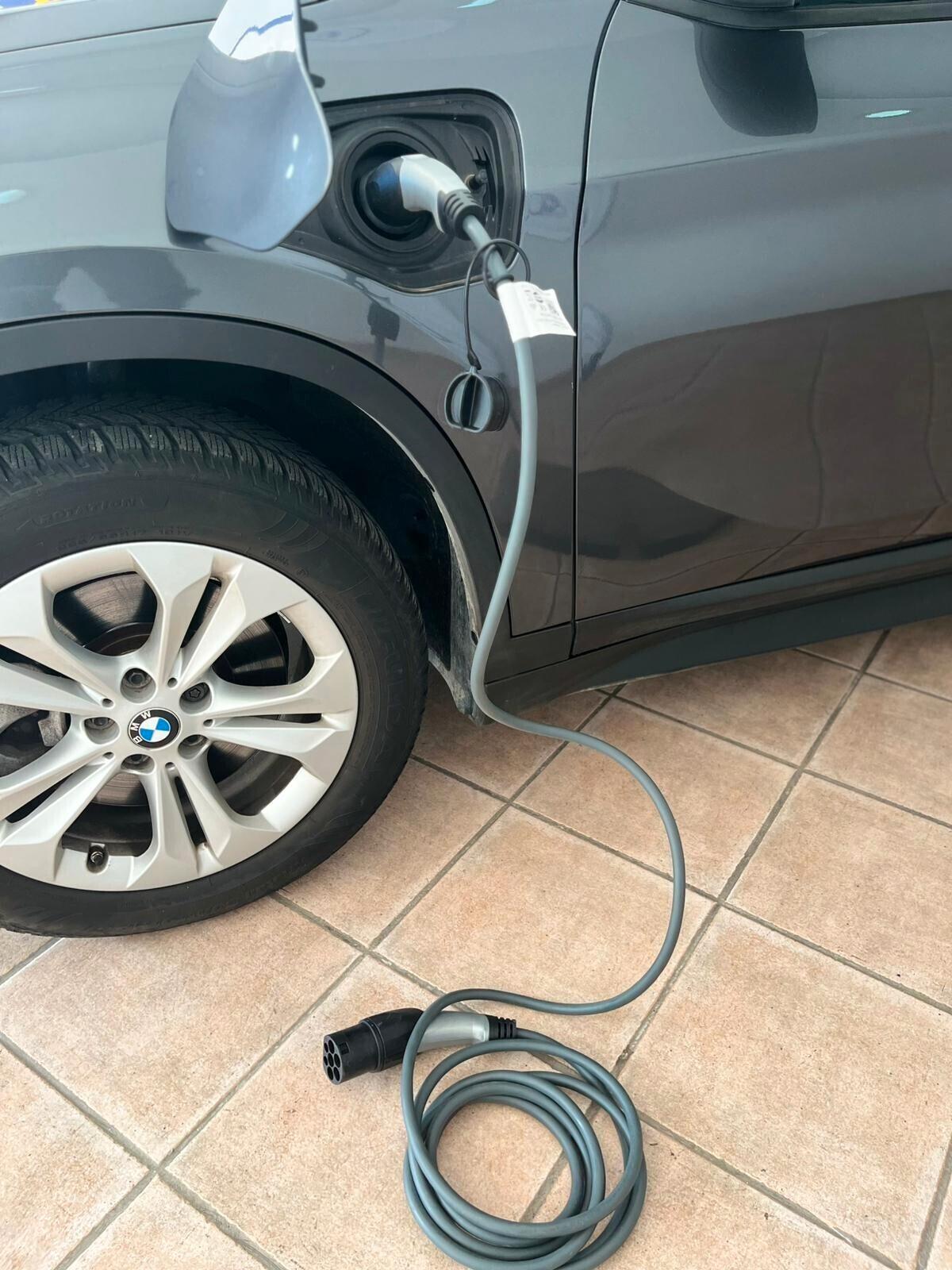 Bmw X1 25e plug-in hybrid x-drive