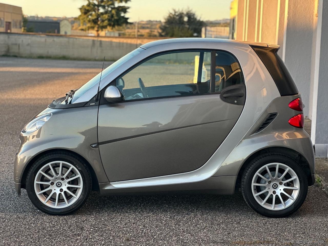 SMART fortwo 1000 52 kW MHD coupé passion