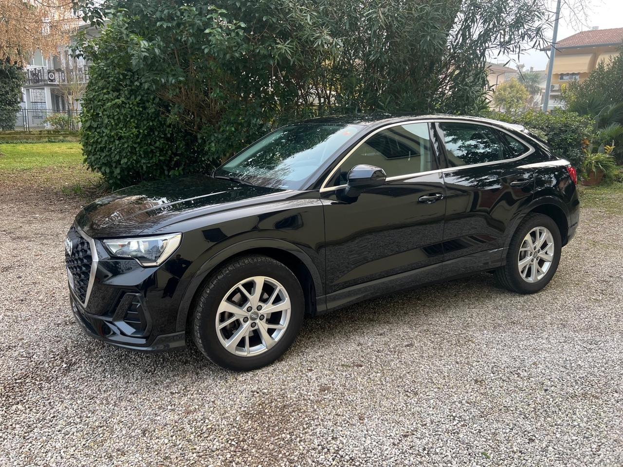 Audi Q3 SPB 35 TFSI S tronic Business Plus