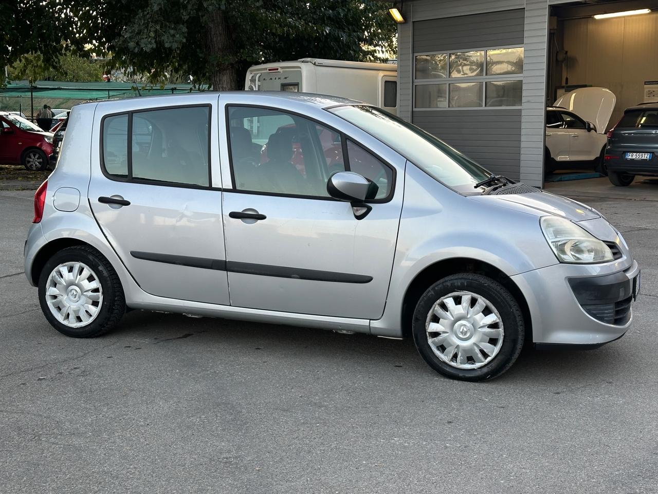 Renault Modus Grand 1.2 16V Dynamique