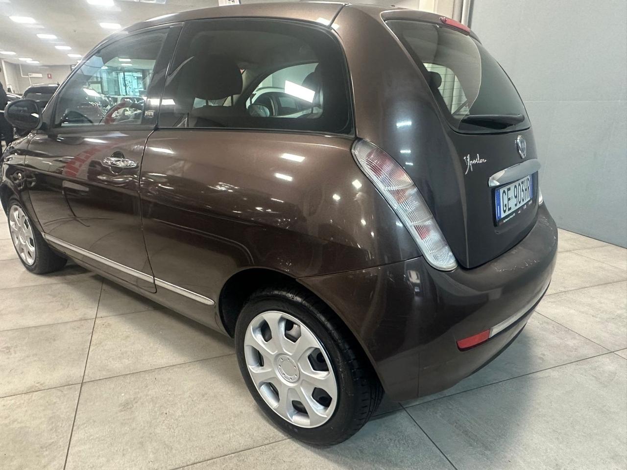 Lancia Ypsilon 1.3 MJT 75 CV Elle Ok Neopatentati