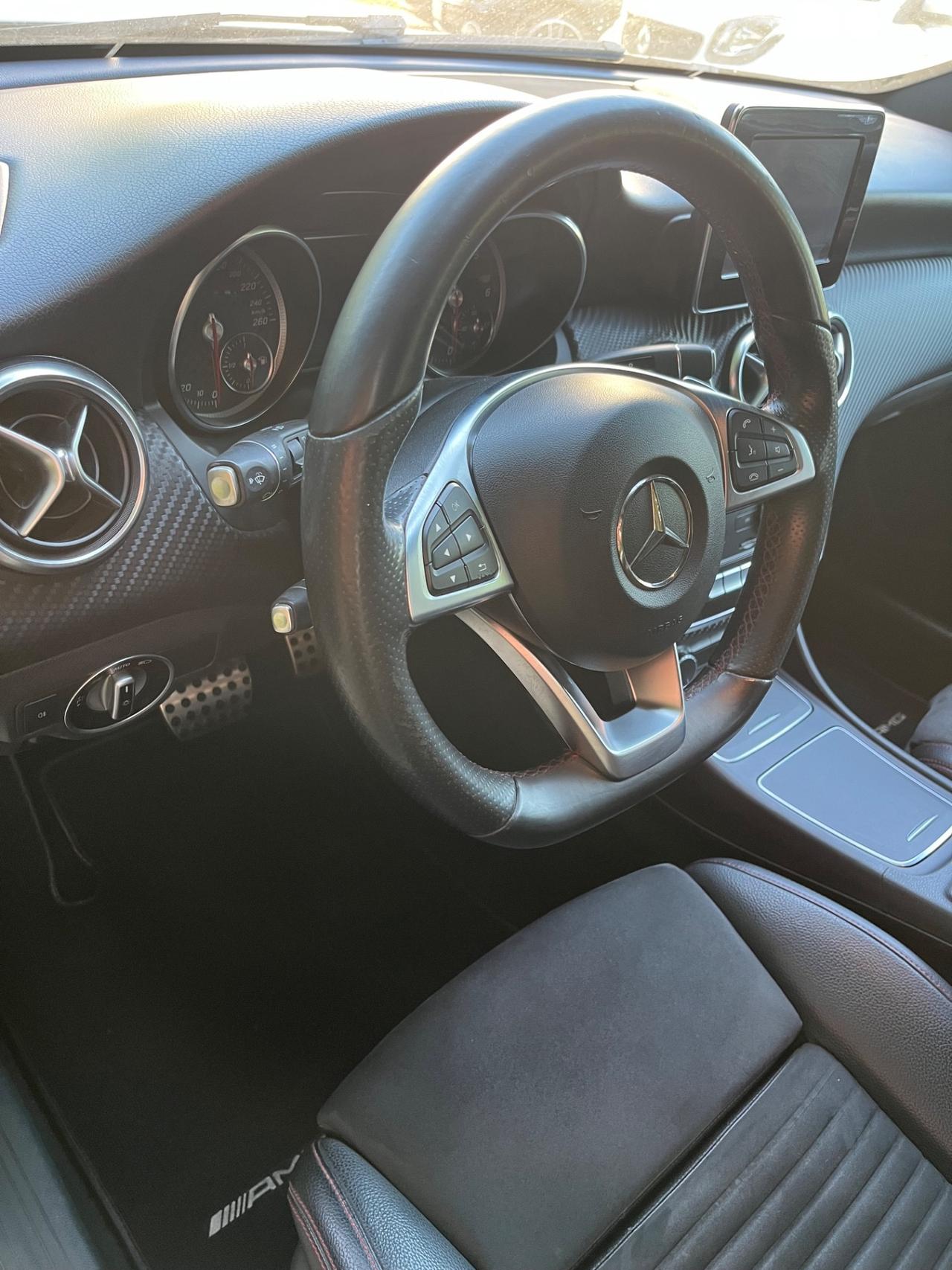 MercedesA 180 d PREMIUM AMG SUPER SCONTO