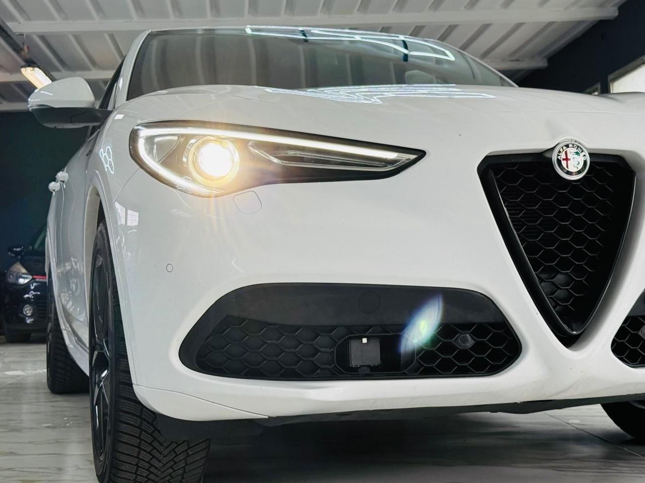 Alfa Romeo Stelvio 2.2 Turbodiesel 210 CV AT8 Q4 Veloce