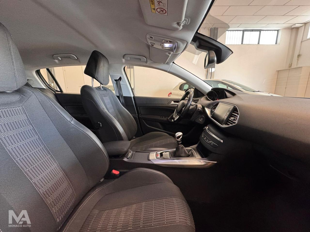 Peugeot 308 BlueHDi 130cv S&S Allure 2018