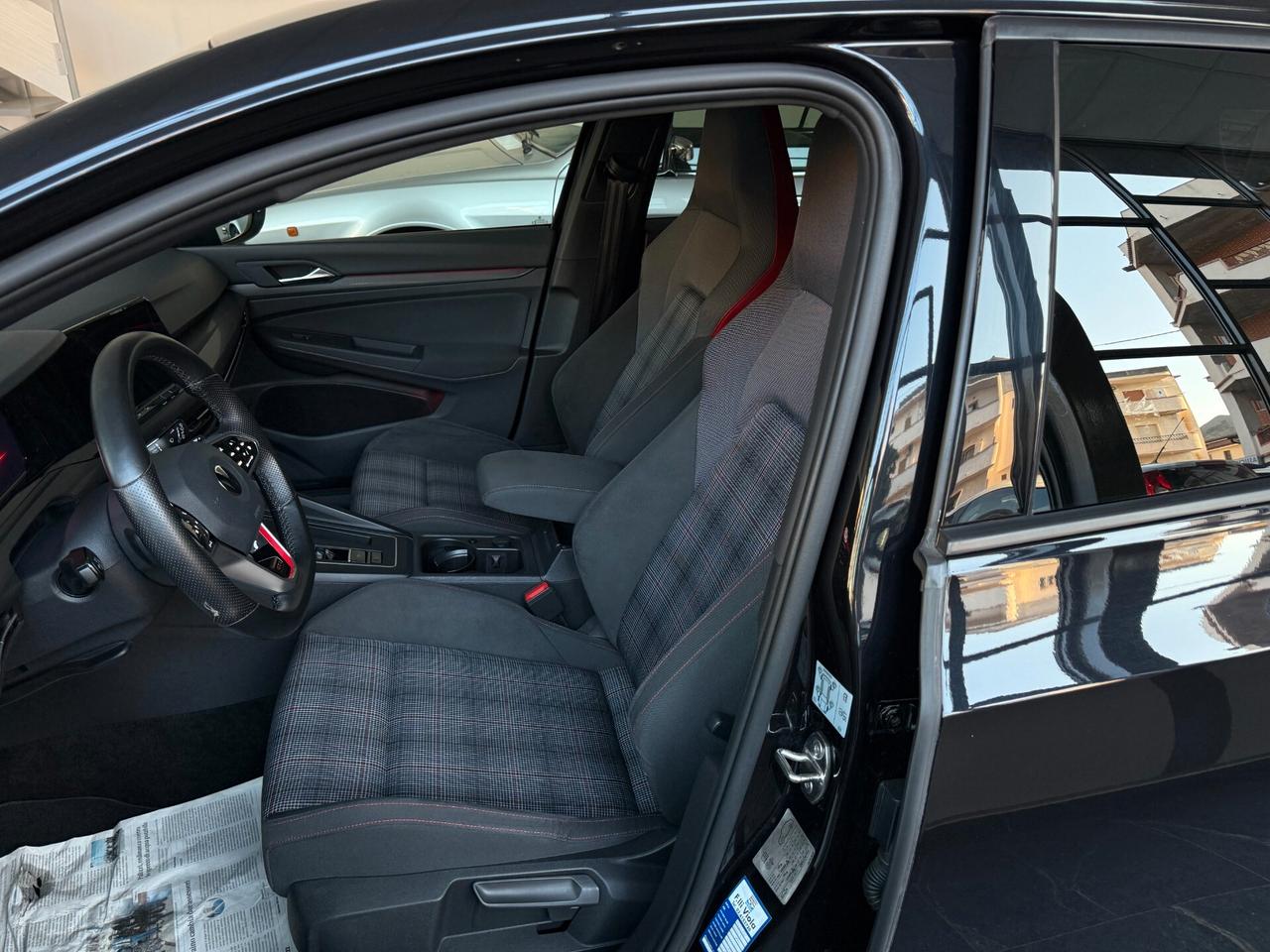 Volkswagen Golf GTI Golf 2.0 TSI GTI